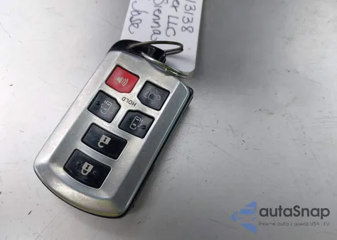 2018 Toyota Sienna Xle 8 Passenger from USA, damaged, VIN 5TDYZ3DC3JS965061